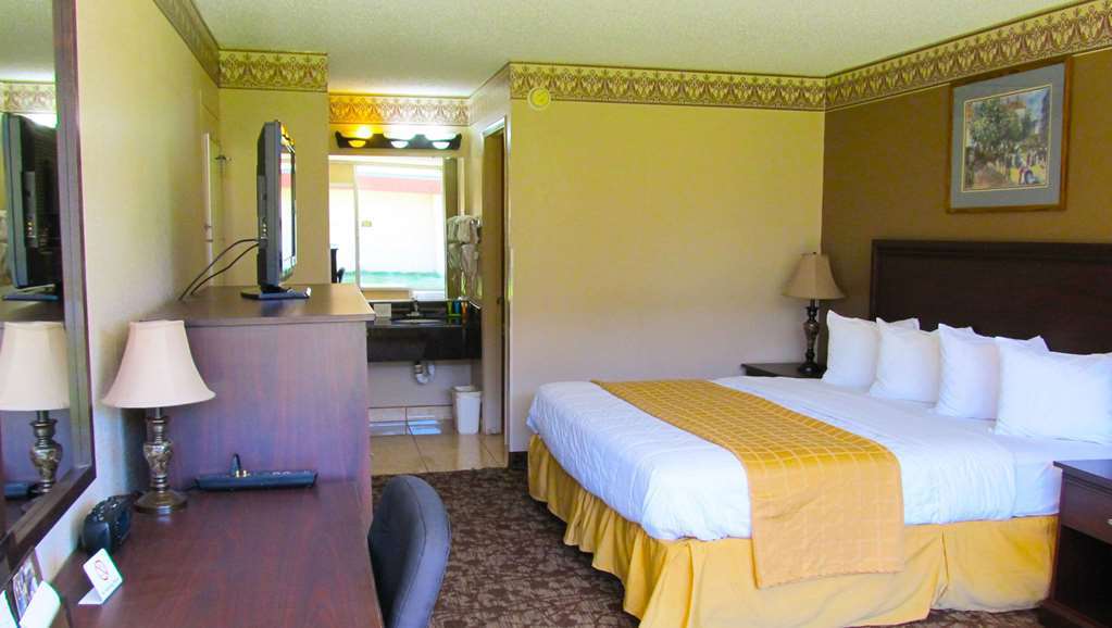 Magnuson Hotel Idabel Room photo